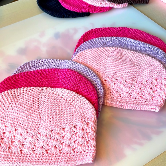 NWOT 2 Sets of 4 Kids Beanie Hats - Picture 1 of 5